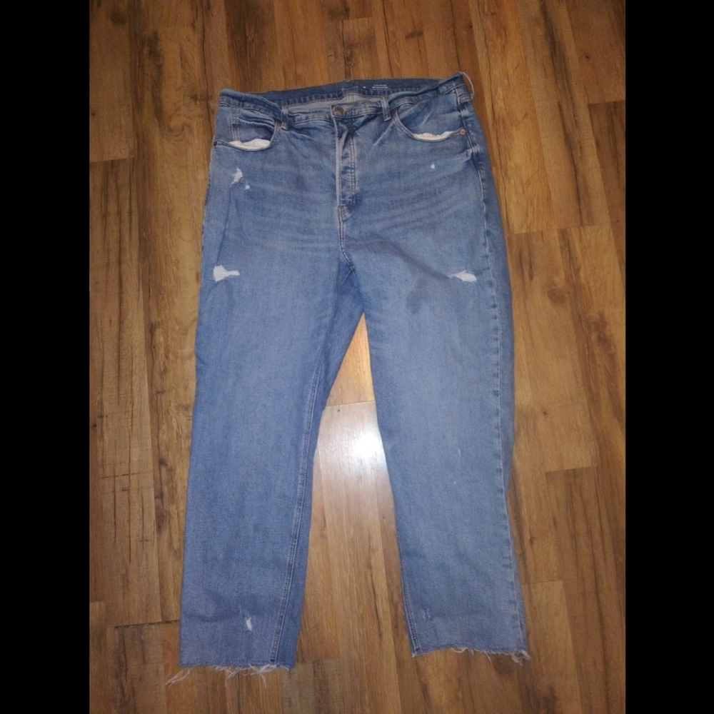 Old Navy Sky Hi Straight Jeans